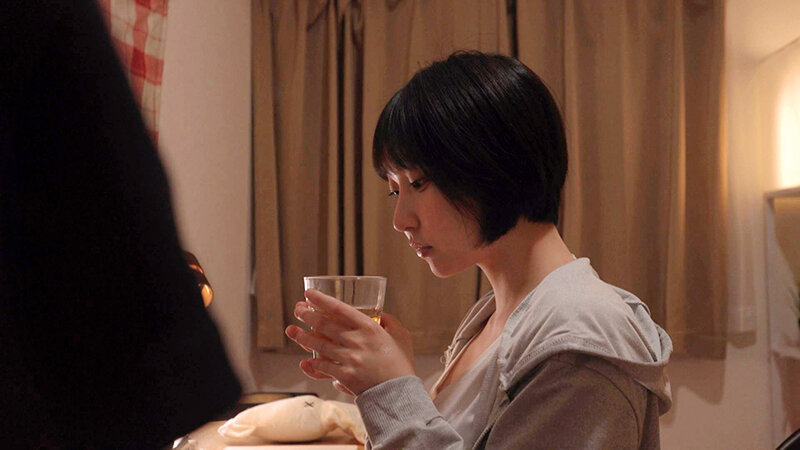 妬むほど優秀な義妹に睡眠薬を盛り、未発達のマ〇コを毎晩犯し続ける女子校生眠姦レ●プ 糸井瑠花 3枚目