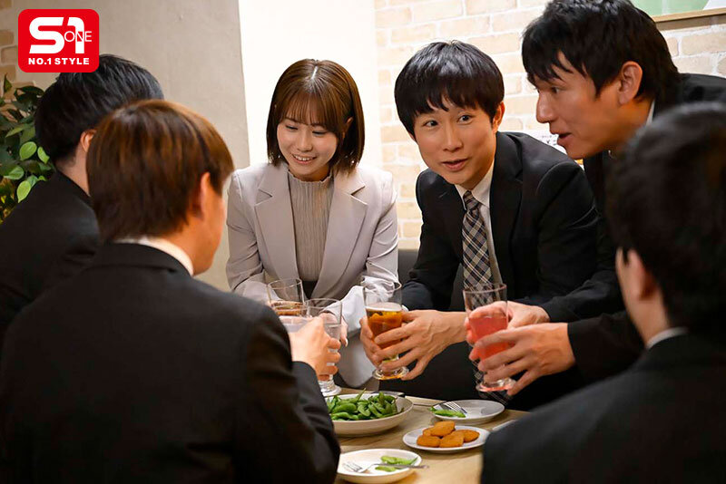 酔うと100%記憶失くす職場の後輩を毎日飲みに誘い、オナホ扱いブチ込み放題!でも翌日はケロッと平気な可愛い女ww 及川美桜 3枚目
